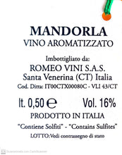 Carica l&#39;immagine nel visualizzatore di Gallery, Vino aromatizzato alle Mandorle
